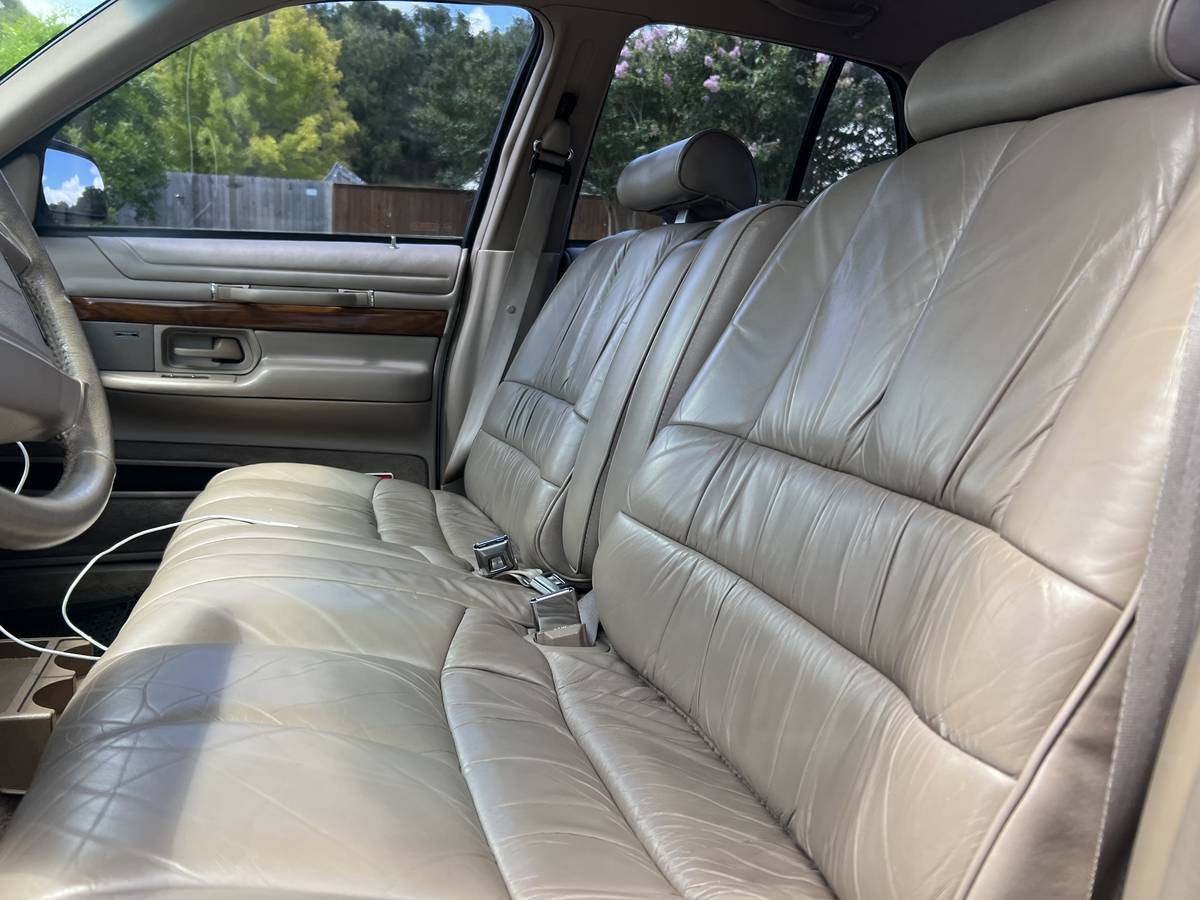 Mercury-Grand-marquis-1992-5