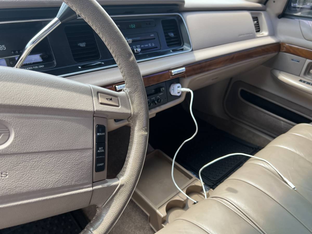 Mercury-Grand-marquis-1992-7