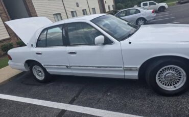 Mercury-Grand-marquis-1993-white-12