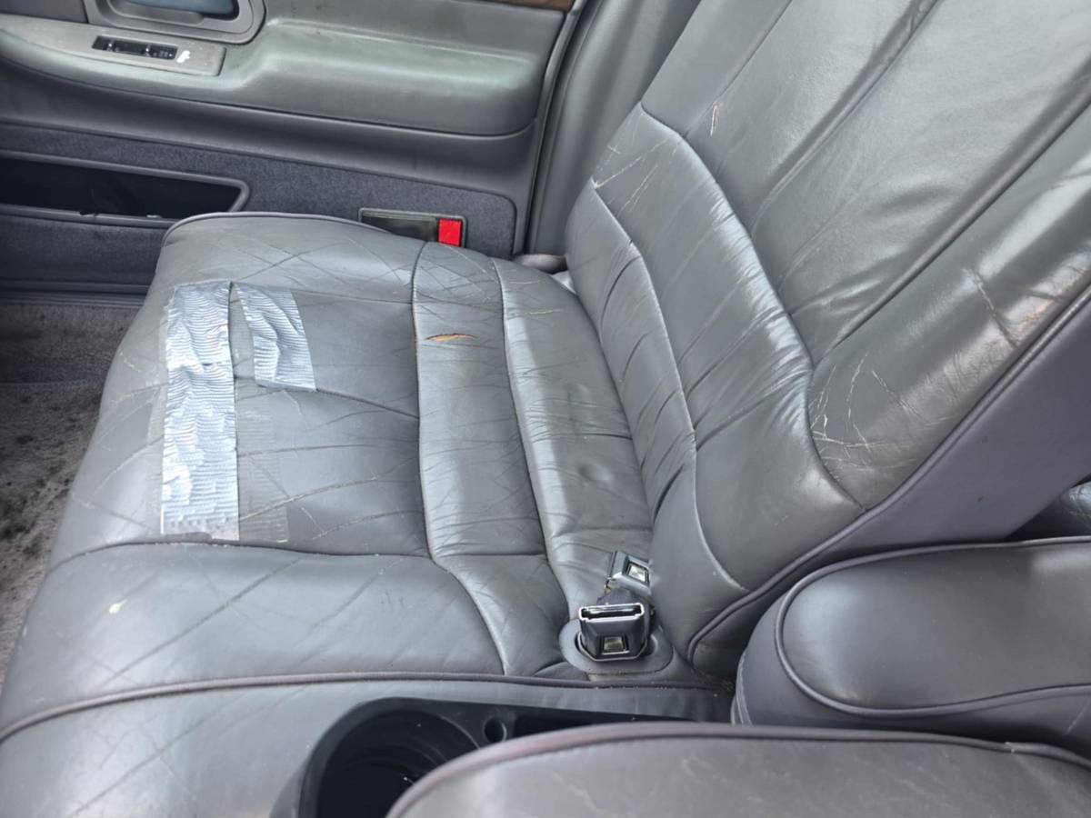 Mercury-Grand-marquis-1993-white-4