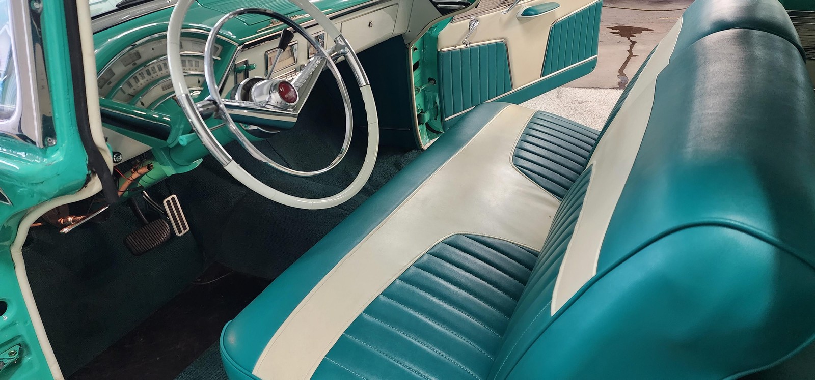 Mercury-Montclair-1955-2-dr-16