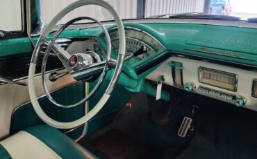 Mercury-Montclair-1955-2-dr-27