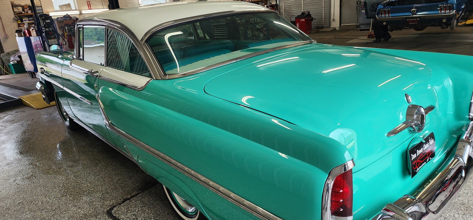 Mercury-Montclair-1955-2-dr-8