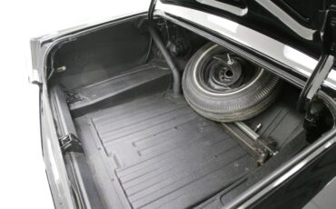 Mercury-Montego-1969-Black-Aqua-41