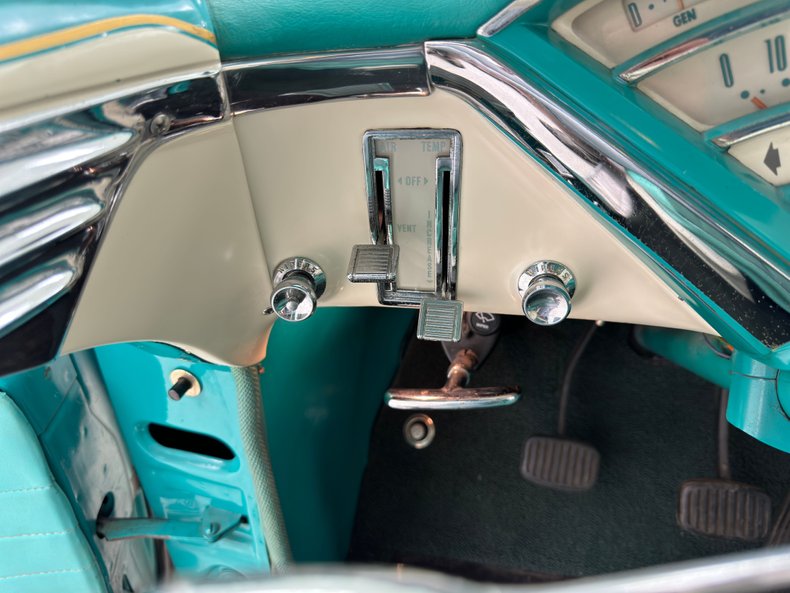 Mercury-Monterey-1956-Verona-Green-Turquoise-37