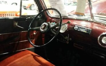 Mercury-Street-rod-1947-Burgundy-Charcoal-4