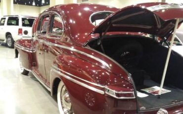 Mercury-Street-rod-1947-Burgundy-Charcoal-6