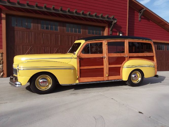 Mercury-Woody-1946-Yellow-18