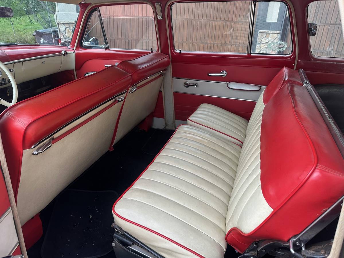 Mercury-Woody-wagon-1954-red-9