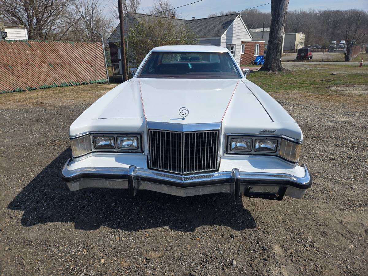 Mercury-cougar-1977-white-1