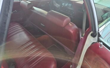 Mercury-cougar-1977-white-22