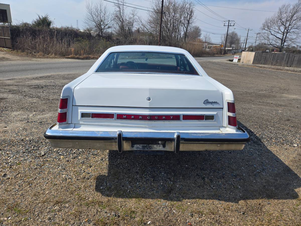 Mercury-cougar-1977-white-4