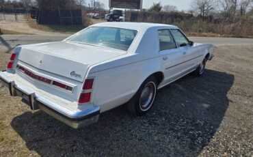 Mercury-cougar-1977-white-5