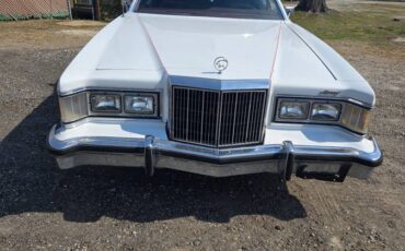 Mercury-cougar-1977-white-6