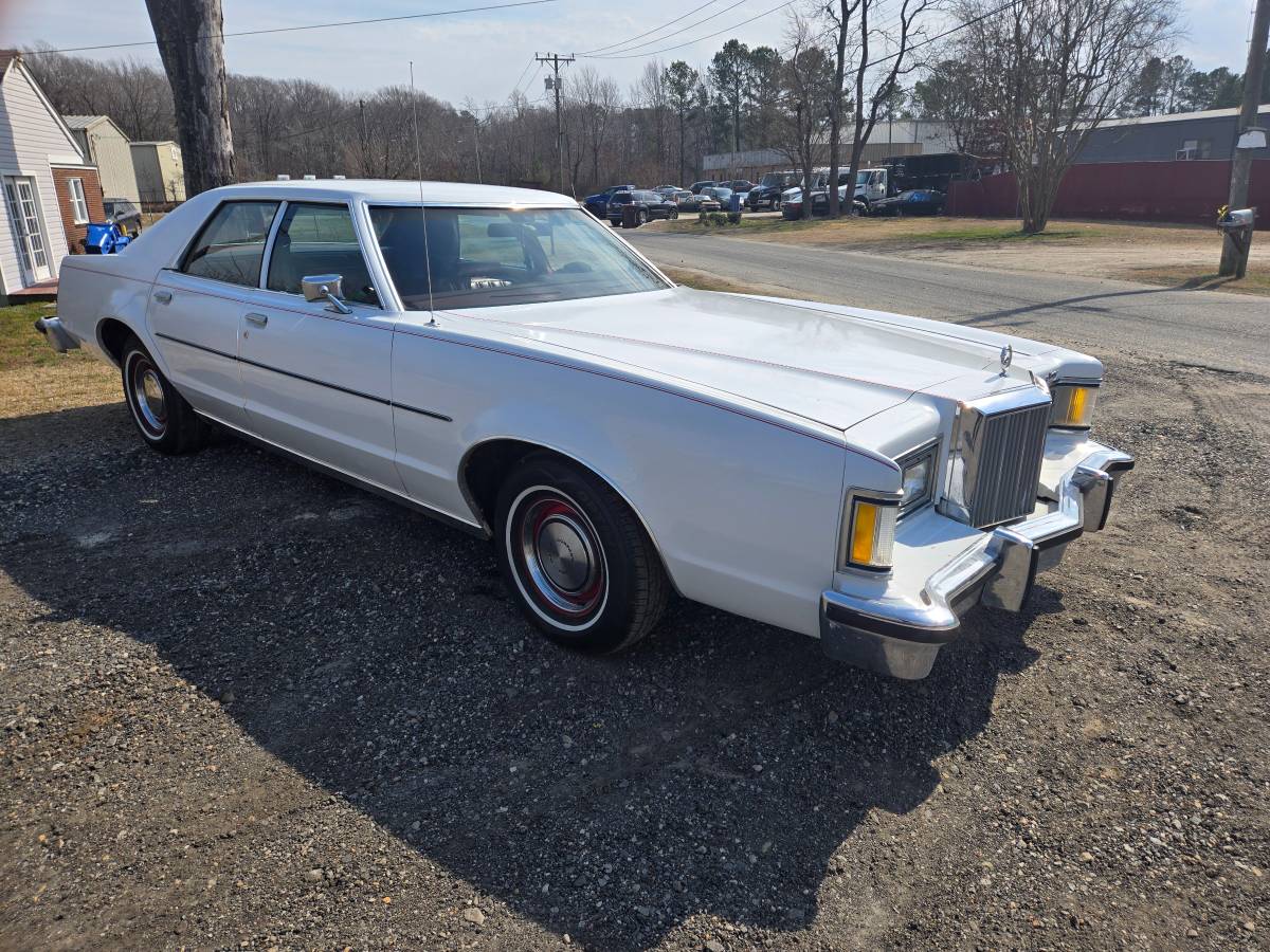Mercury-cougar-1977-white-7
