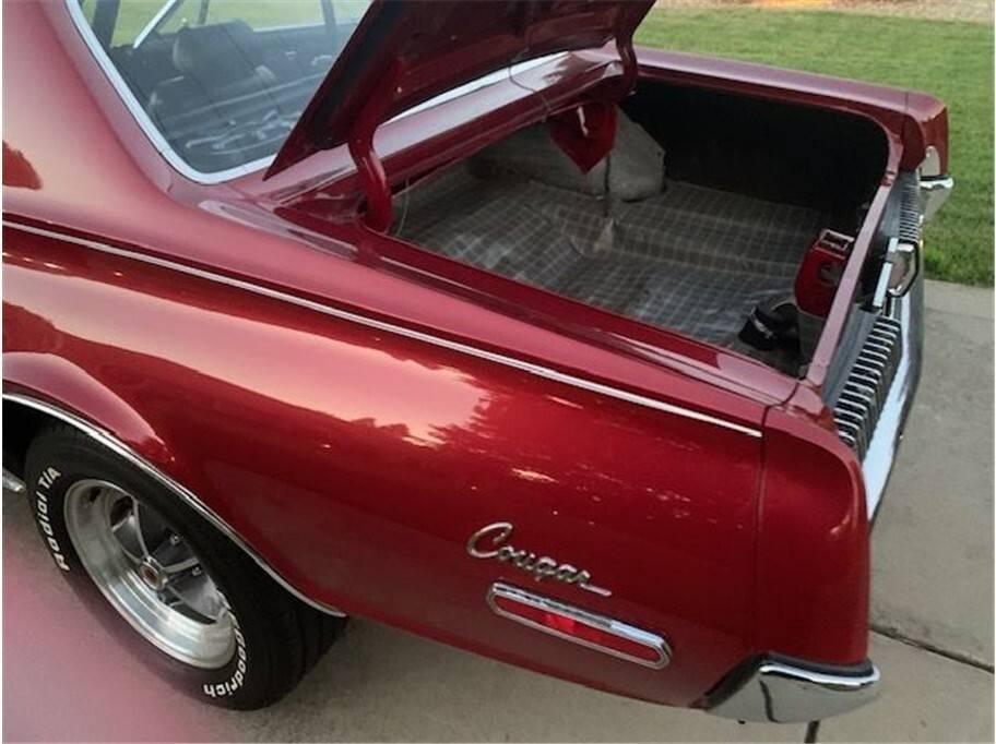 Mercury-cougar-xr7-1968-14
