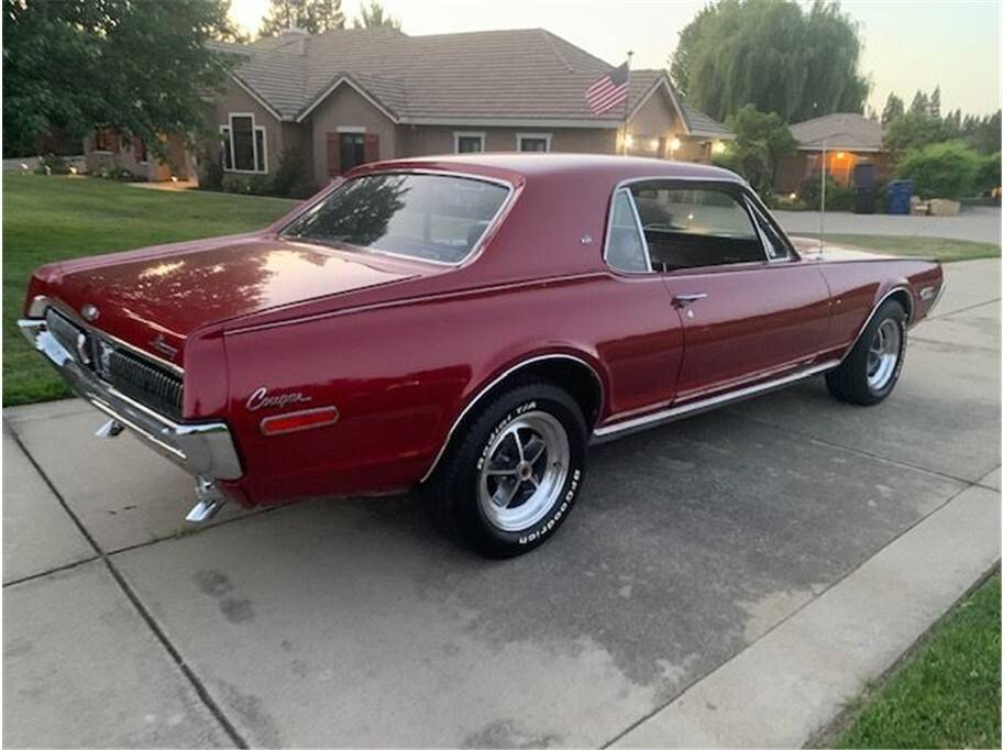 Mercury-cougar-xr7-1968-3