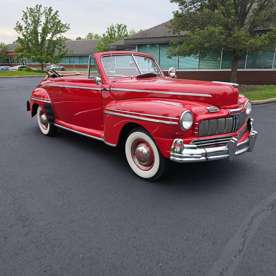Mercury-eight-club-1946-red-23
