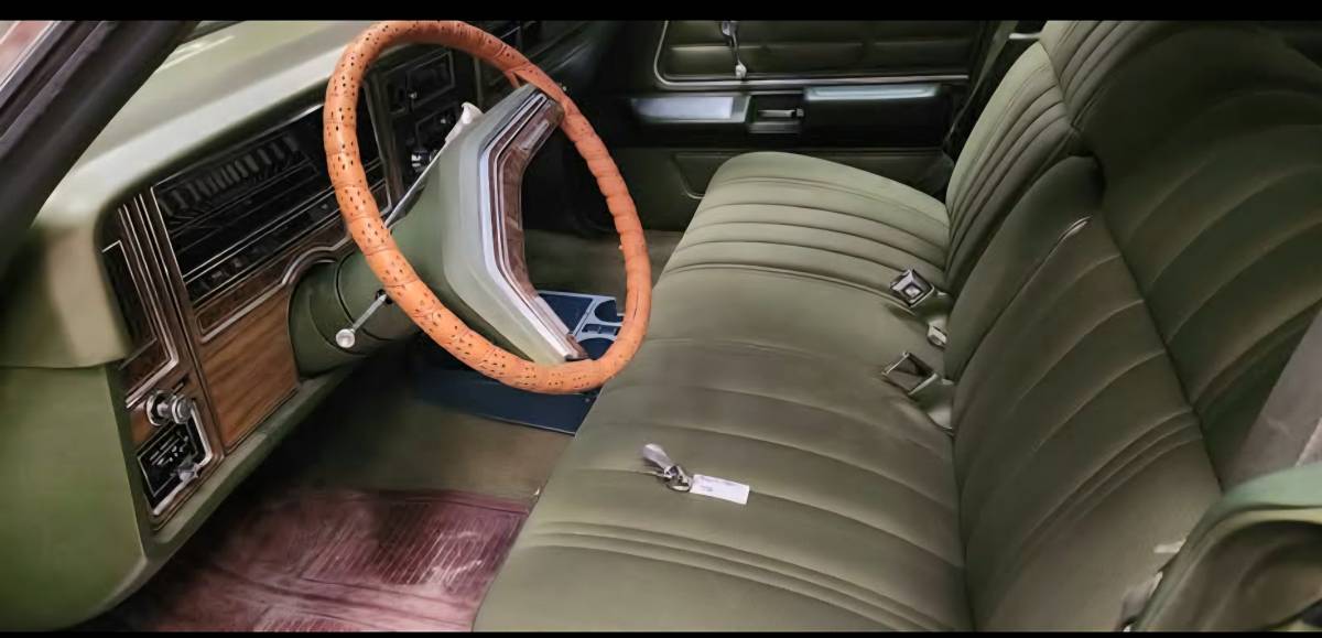 Mercury-grand-marquis-1976-green-1