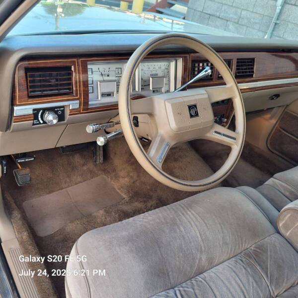 Mercury-grand-marquis-1988-19
