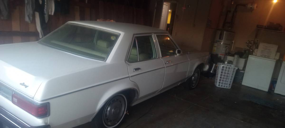 Mercury-monarch-1980-1