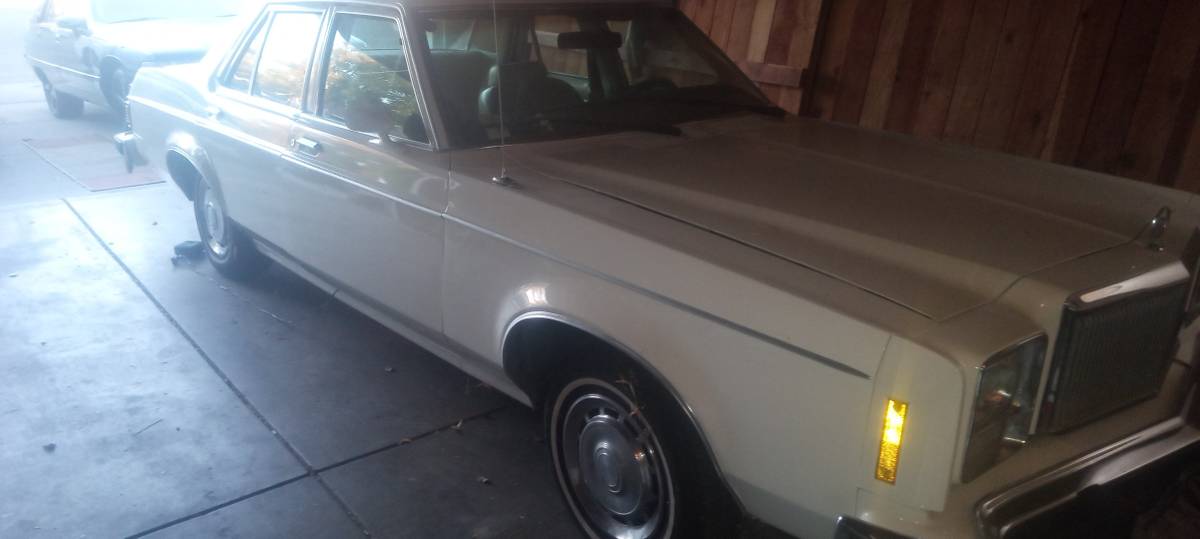 Mercury-monarch-1980-3