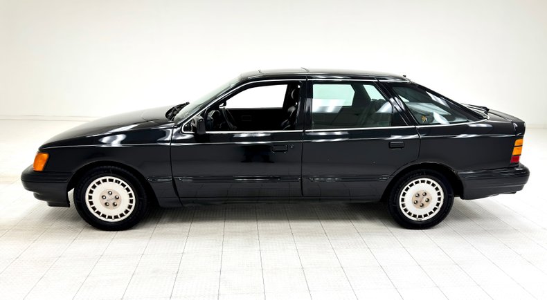 Merkur-Scorpio-1989-Black-Black-15