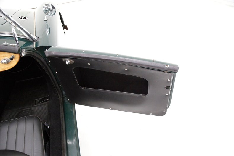 Mg-A-1958-British-Racing-Green-Black-31
