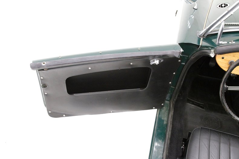 Mg-A-1958-British-Racing-Green-Black-35