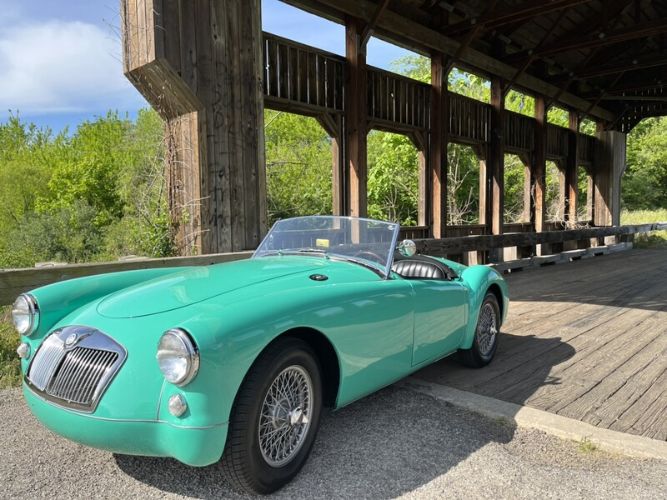 Mg-A-1958-Green-Black-12