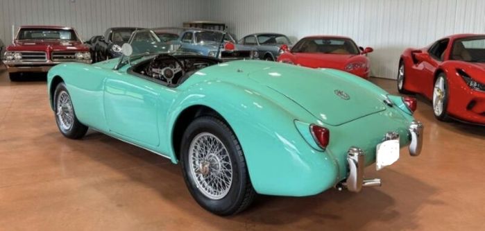 Mg-A-1958-Green-Black-2