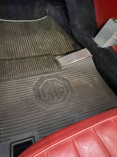 Mg-A-1959-WhiteTan-Red-Leather-5