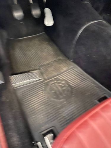 Mg-A-1959-WhiteTan-Red-Leather-6