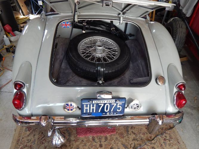 Mg-A-1960-Gray