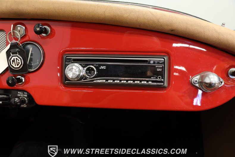 Mg-A-1960-Red-Saddle-Tan-6
