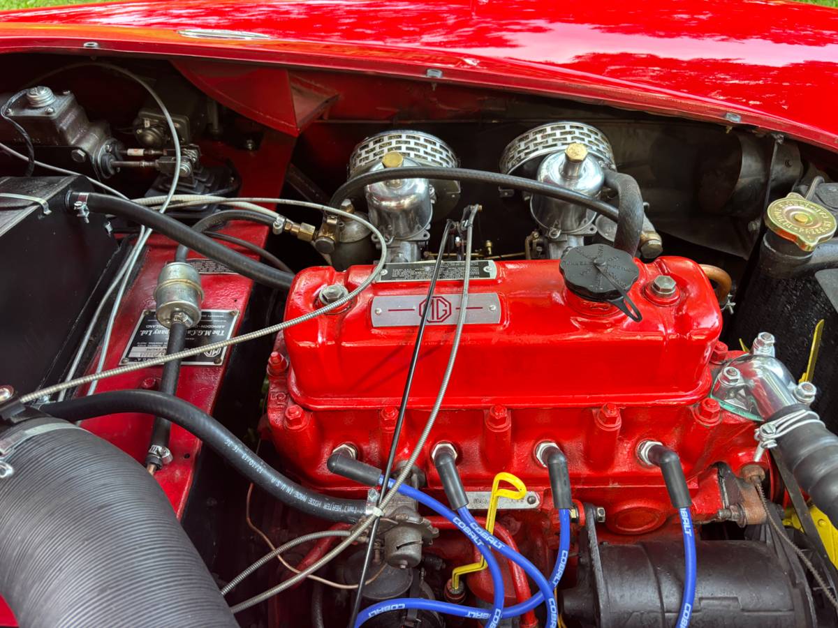 Mg-A-roadster-1958-red-8