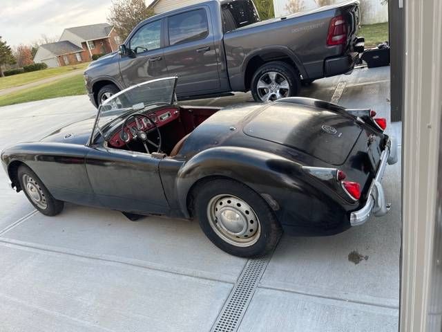 Mg-B-1960-Black-10