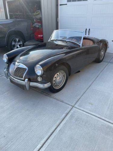 Mg-B-1960-Black-11