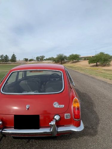Mg-B-1965-Red