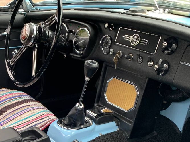 Mg-B-1967-Custom-Custom-Leather-17
