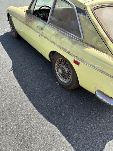 Mg-B-1969-Yellow-Black-7