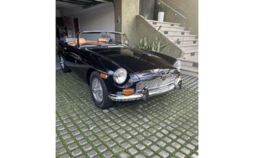 Mg-B-1971-Black-Tan-10