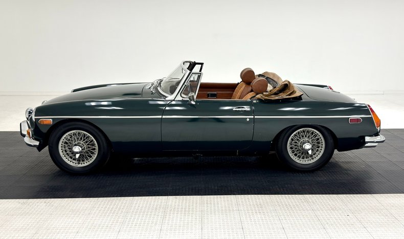 Mg-B-1972-British-Racing-Green-Saddle-11