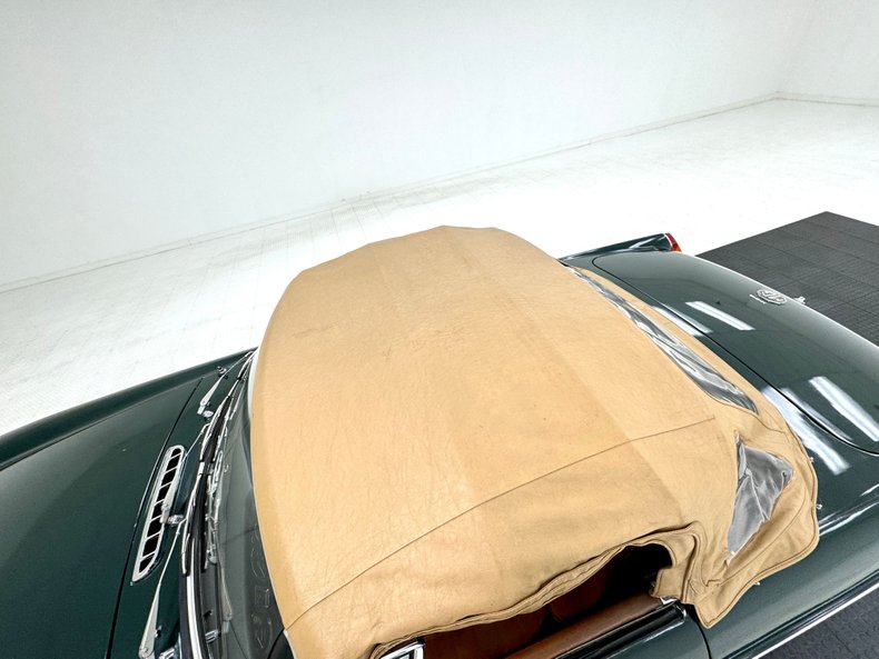Mg-B-1972-British-Racing-Green-Saddle-26