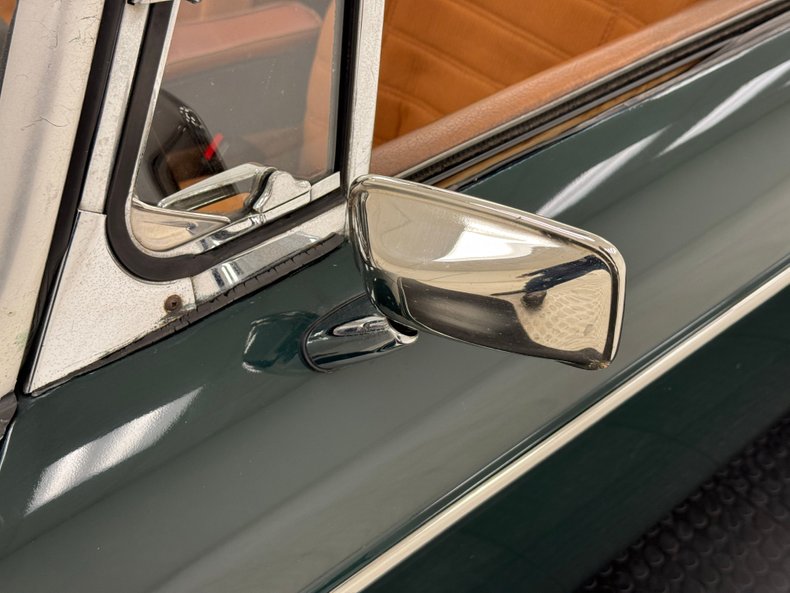 Mg-B-1972-British-Racing-Green-Saddle-27