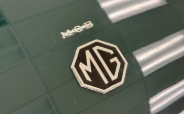 Mg-B-1972-British-Racing-Green-Saddle-33