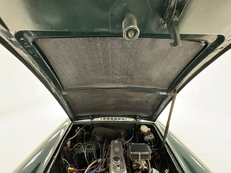 Mg-B-1972-British-Racing-Green-Saddle-42