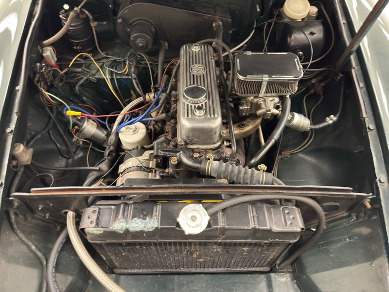 Mg-B-1972-British-Racing-Green-Saddle-44