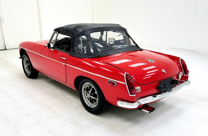 Mg-B-1974-Bright-Red-Black-10