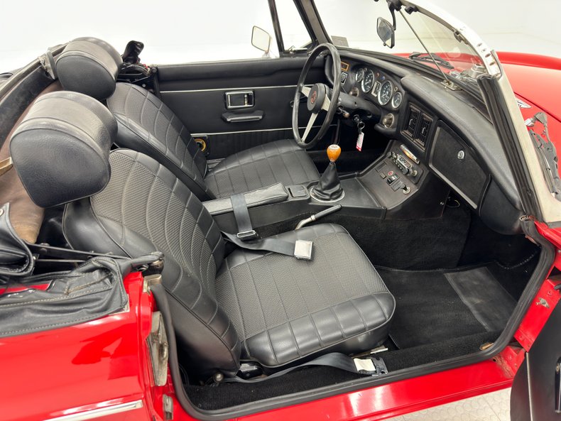Mg-B-1974-Bright-Red-Black-6